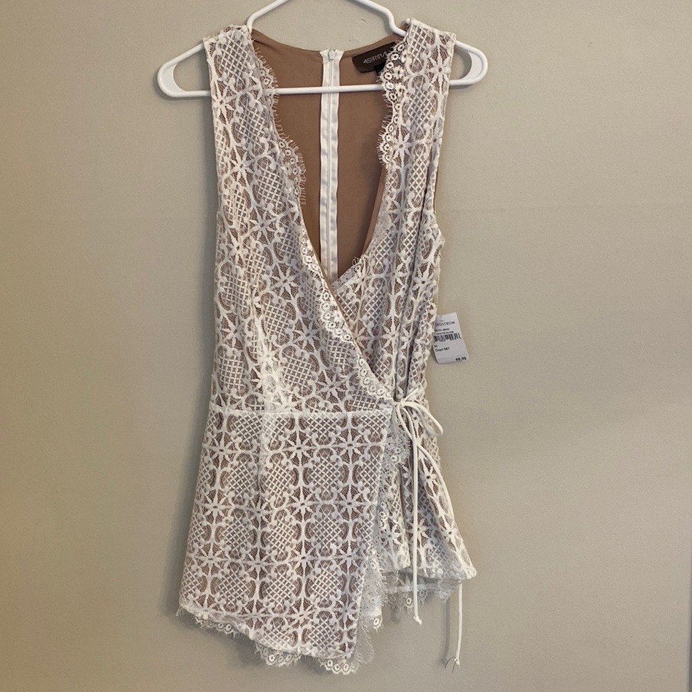 4SI3NNA White Lace Playsuit